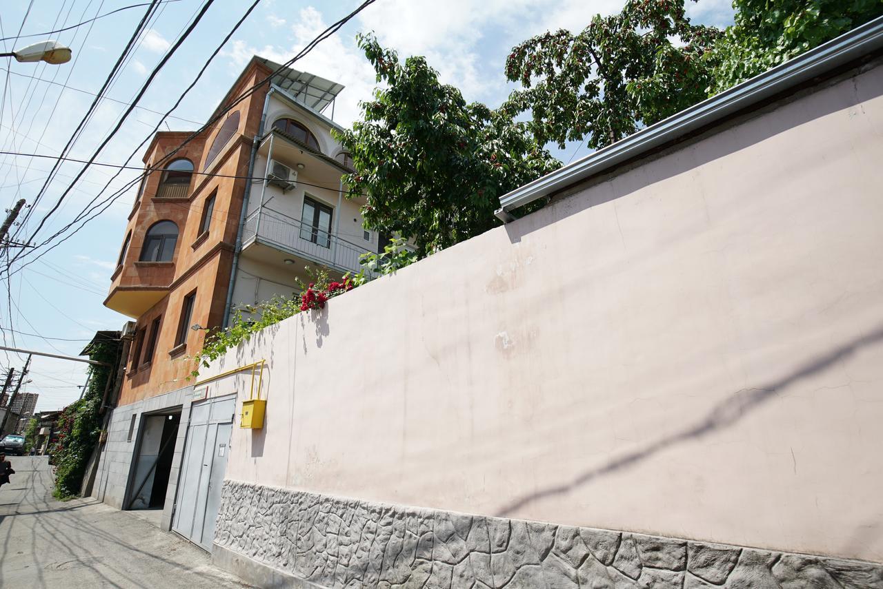 Nice House In The Heart Of The City Ereván Exterior foto
