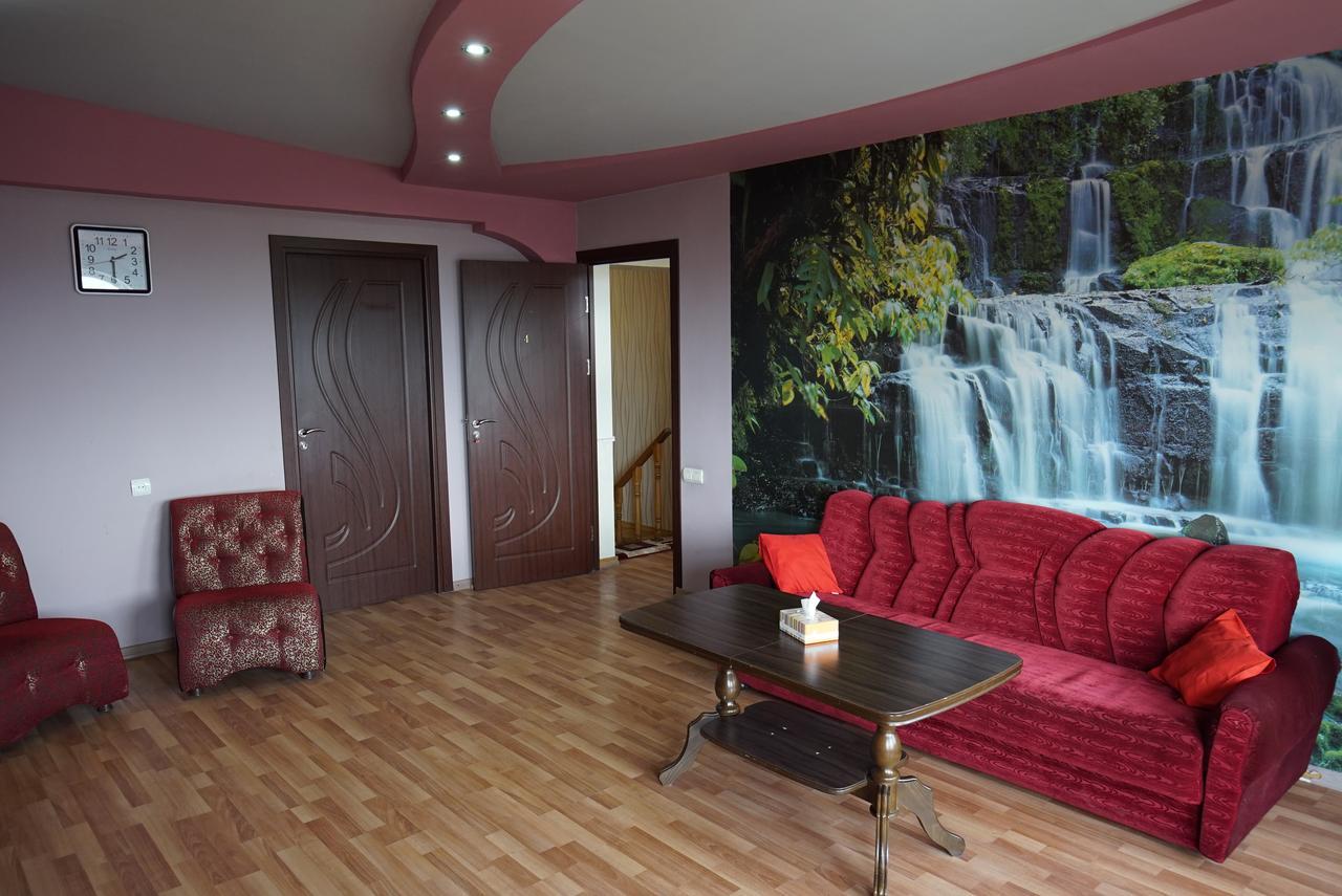 Nice House In The Heart Of The City Ereván Exterior foto
